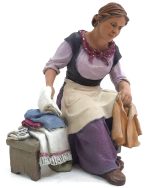 Madre doblando ropa 17c