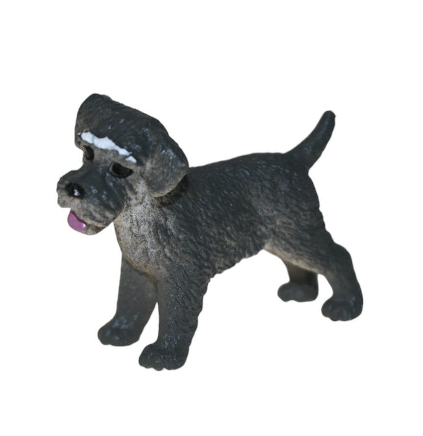 Perro de plastico 3cm