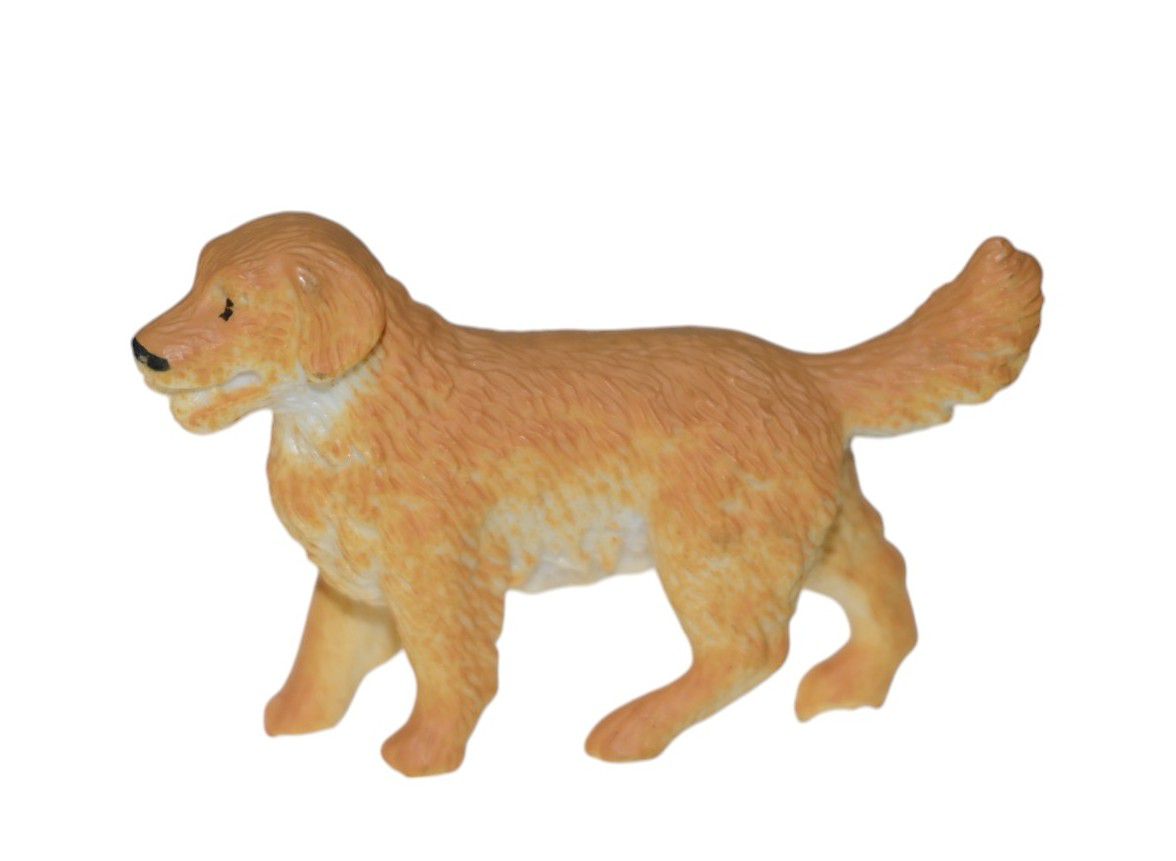 Perro plastico 3 cm.