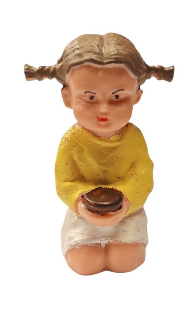 Niña con coletas 8 cm